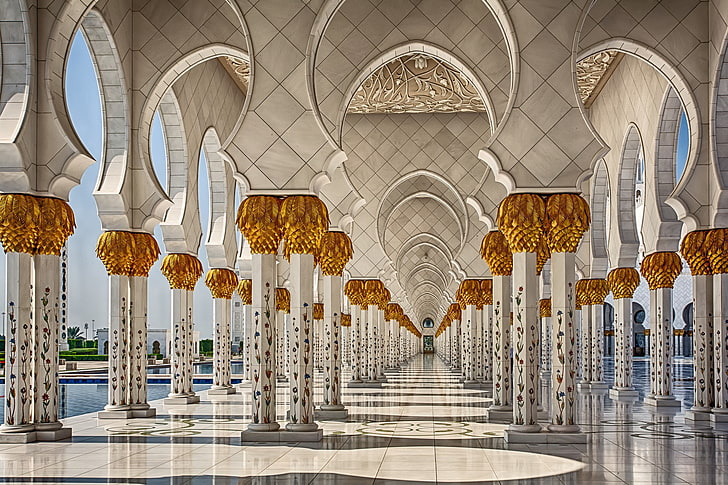 Mosque pillars